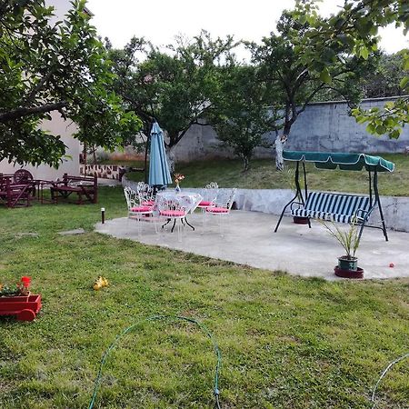 Hadjibulevata Guest House Kovachevtsi Eksteriør bilde