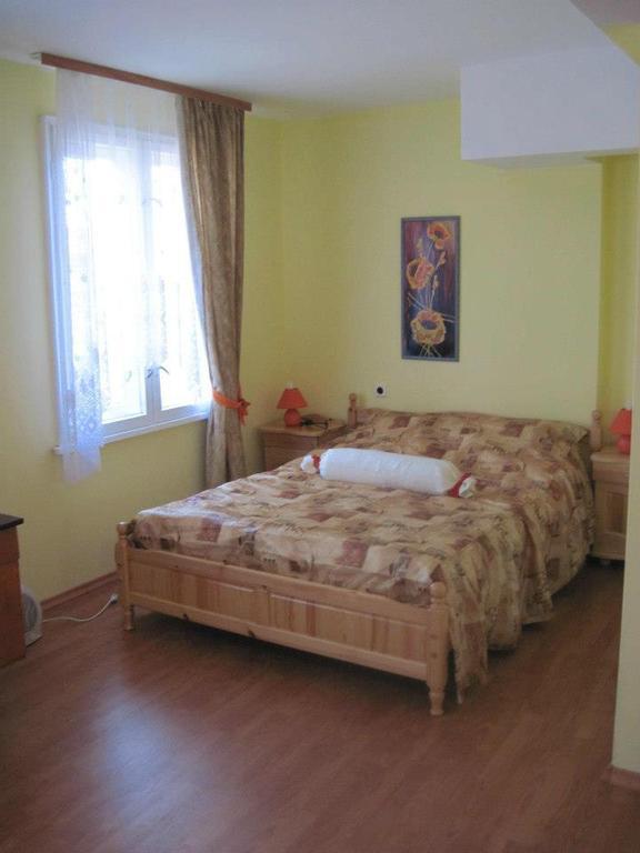 Hadjibulevata Guest House Kovachevtsi Rom bilde